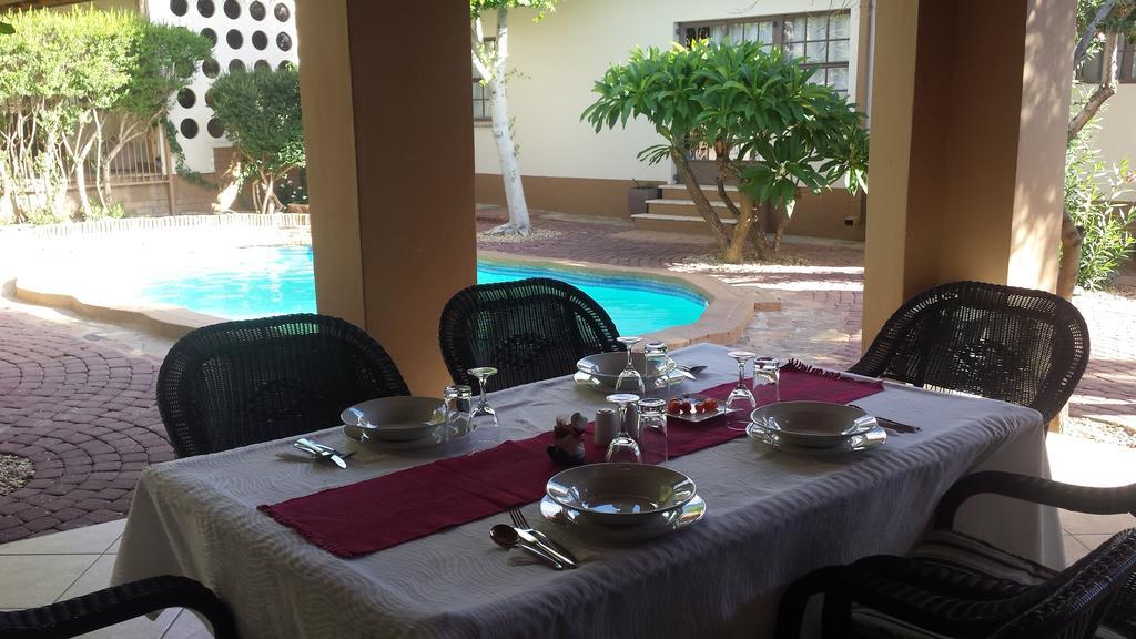 Caotinha Guest Cottage Windhoek Luaran gambar