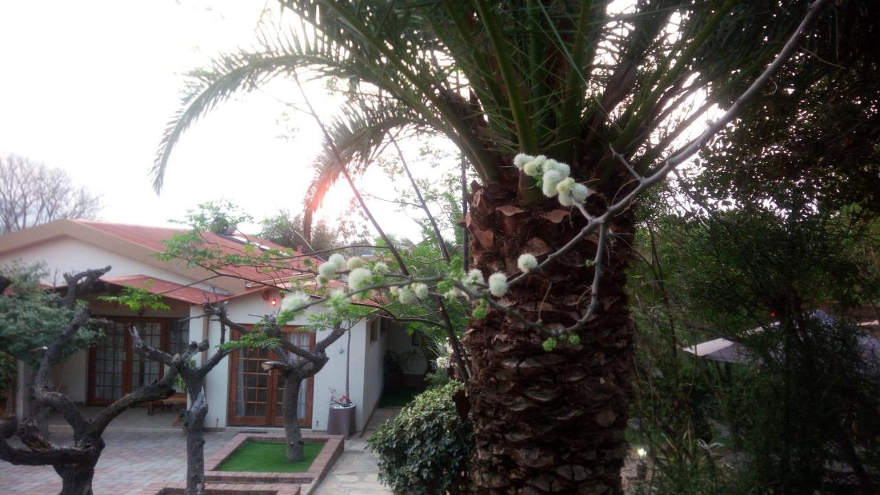 Caotinha Guest Cottage Windhoek Luaran gambar