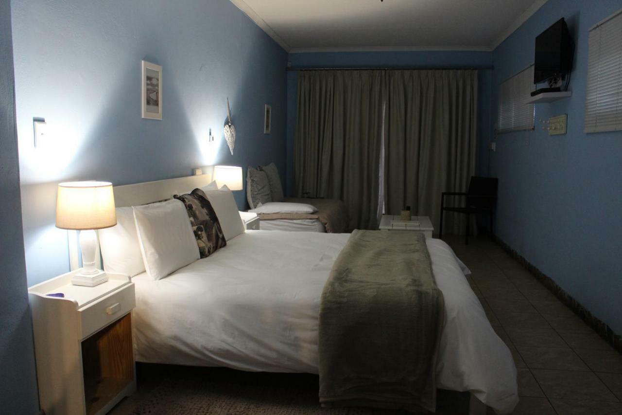 Caotinha Guest Cottage Windhoek Luaran gambar