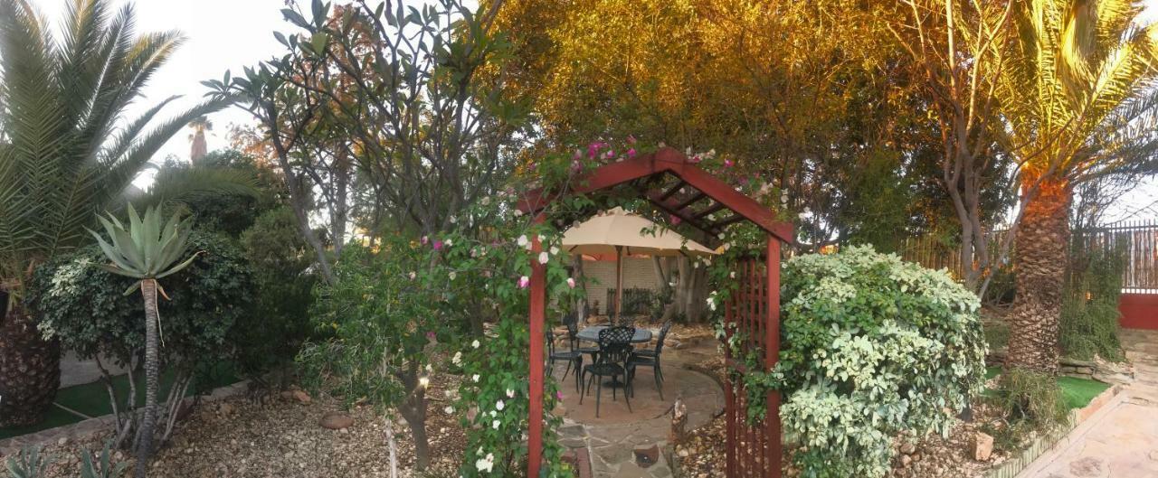 Caotinha Guest Cottage Windhoek Luaran gambar