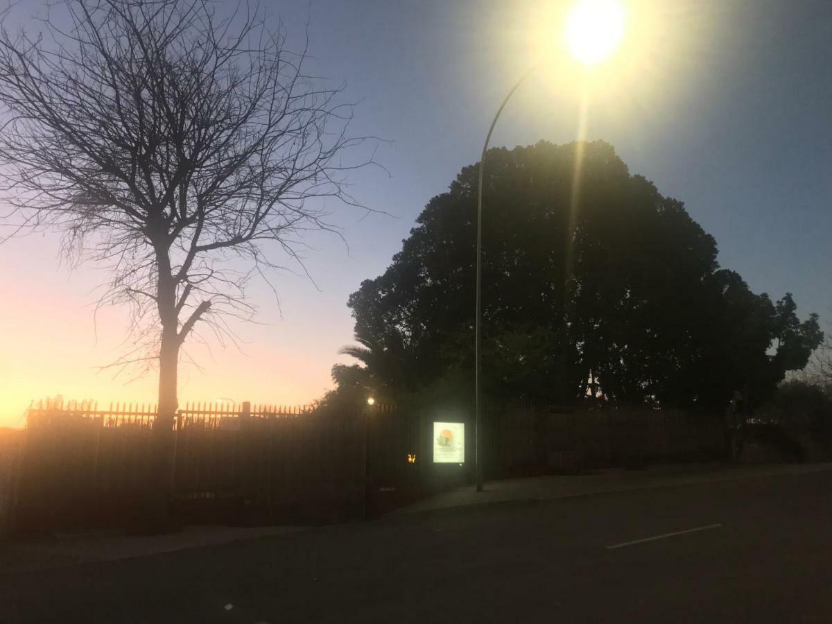 Caotinha Guest Cottage Windhoek Luaran gambar